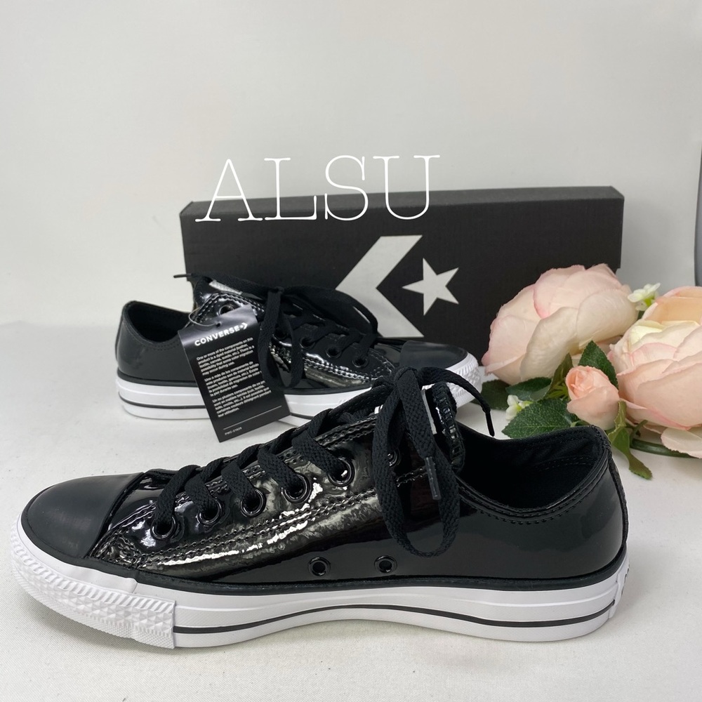 Converse Low Top Patent Leather Black W AUTHENTIC - Picture 3 of 8